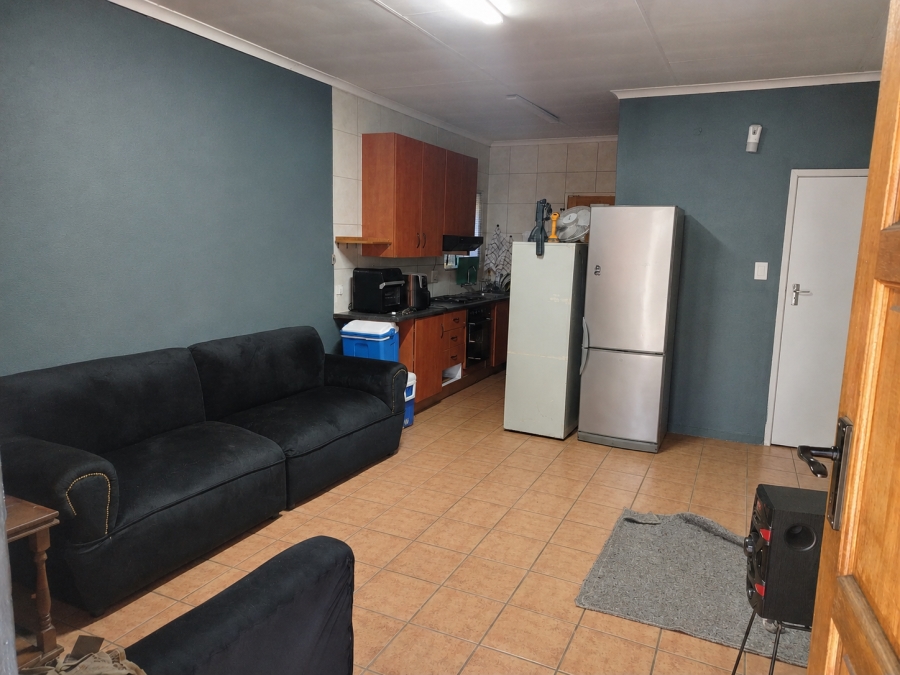 2 Bedroom Property for Sale in Oos Einde North West
